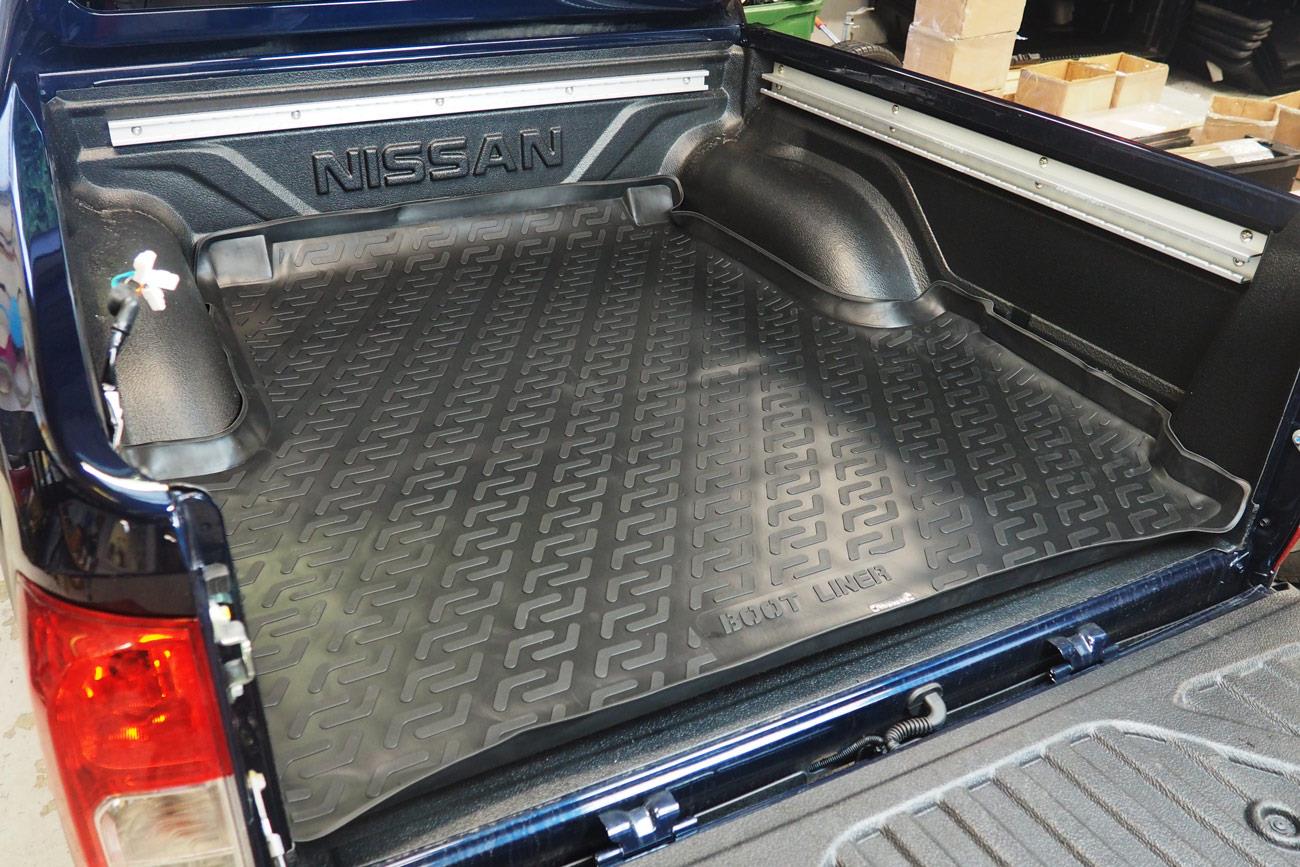 Rubber Boot Mat For Nissan Navara NP300 D23 Double Cab Non Slip Load