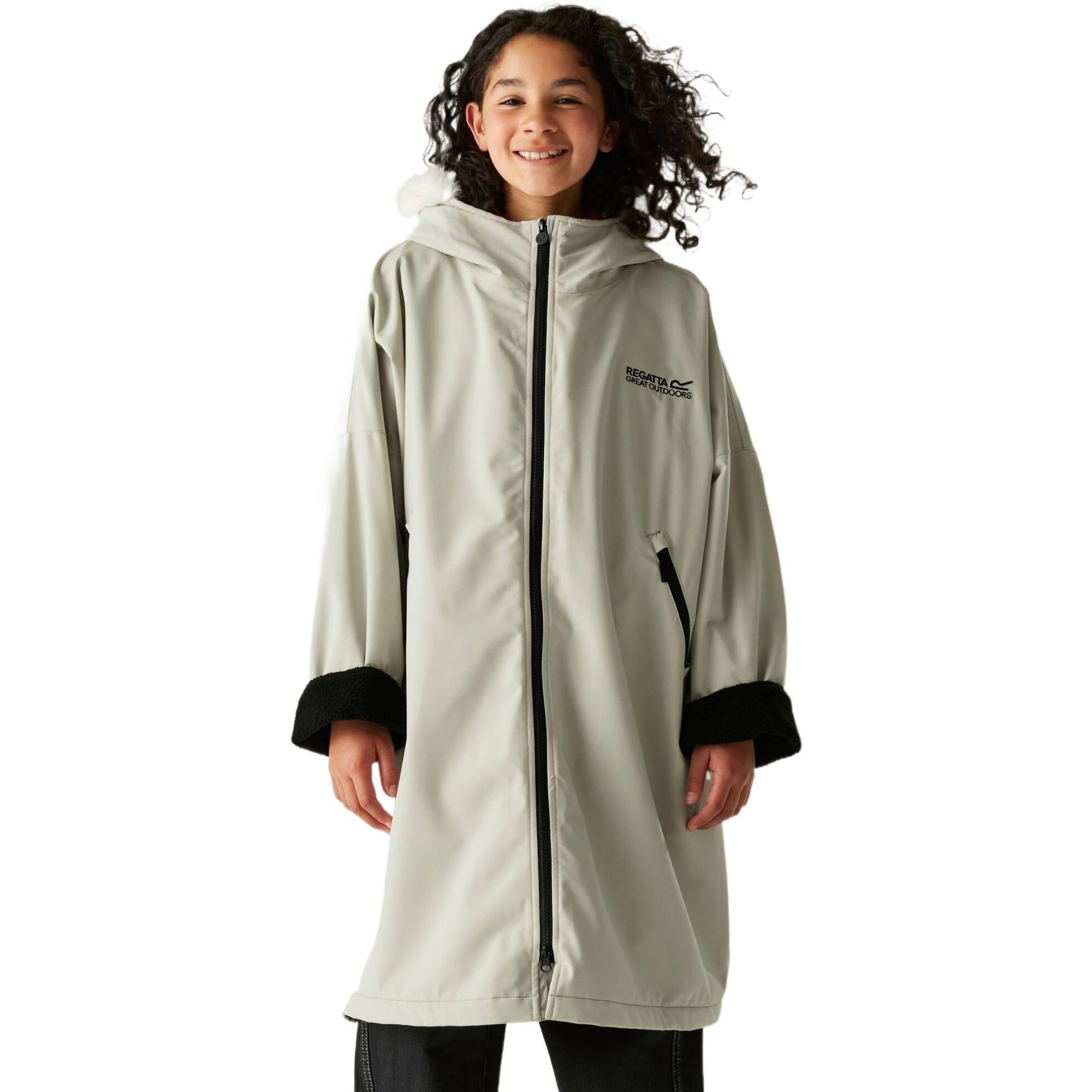 Regatta Kids Oversized Fleece Lined Waterproof Changing Robe Pro
