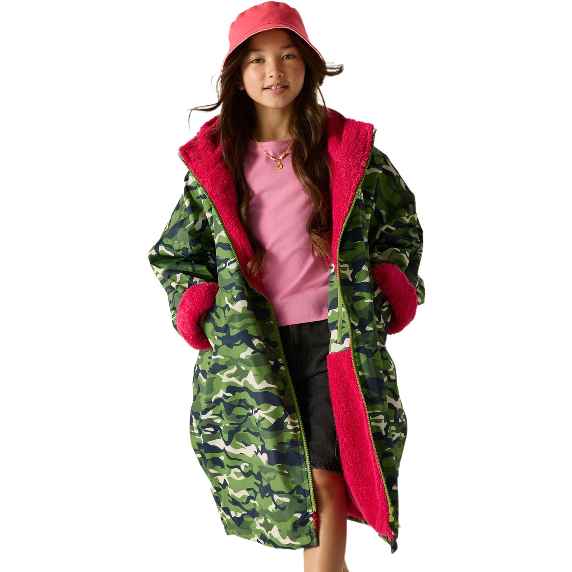 Regatta Kids Oversized Fleece Lined Waterproof Changing Robe