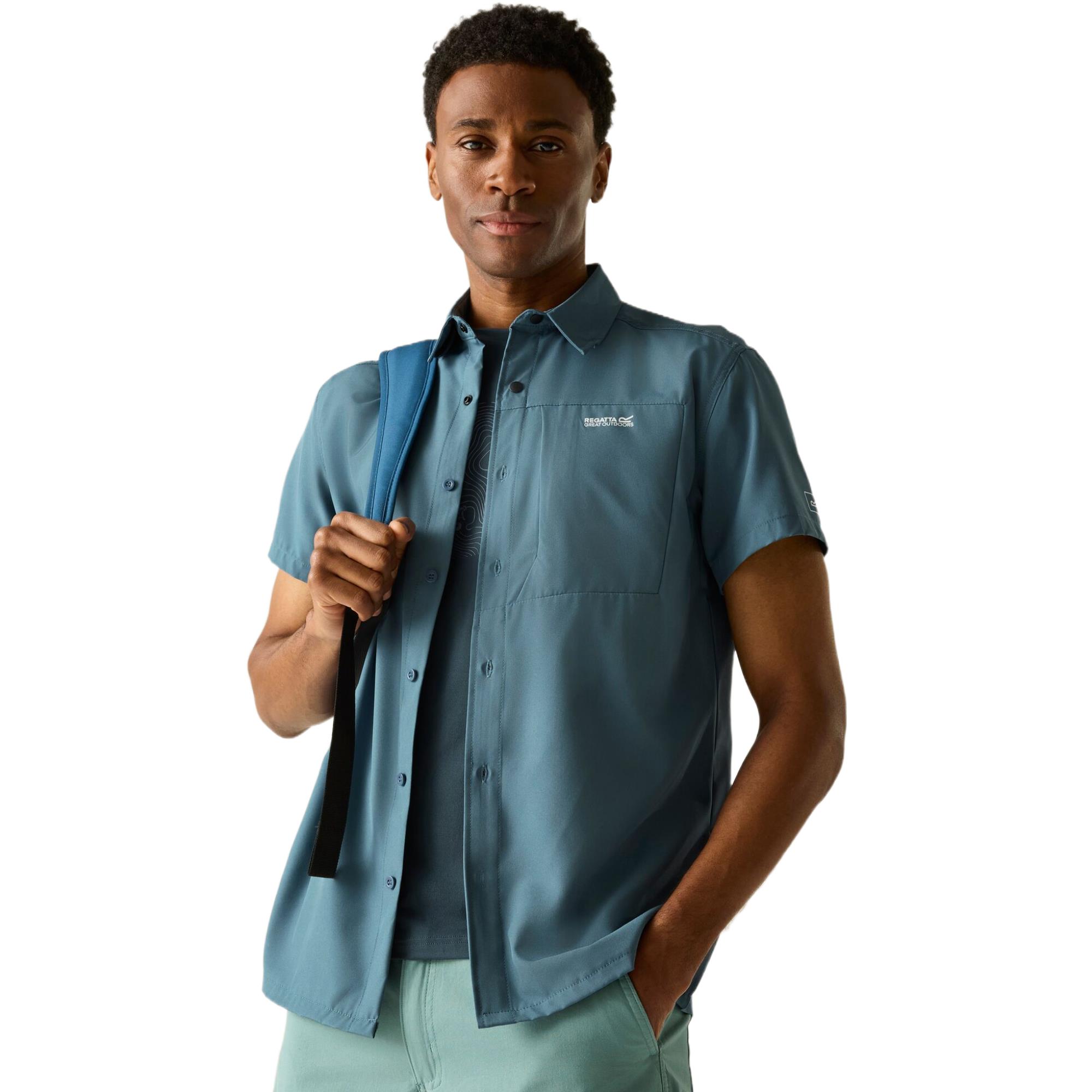 Regatta Men's Anti-Insect Travel Light Short Sleeve Shirt - Blue 5XL - Image 2