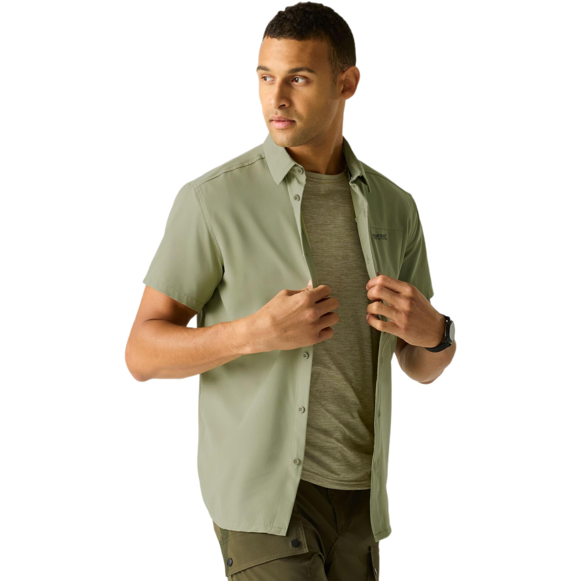 Regatta Mens Anti-Insect Travel Light Short Sleeve Shirt Lightweight
